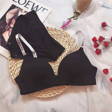 Load image into Gallery viewer, Deep Cleavage Different Strips Smooth Single Padded Bra & Underwear Set