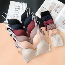 Load image into Gallery viewer, Deep Cleavage Different Strips Smooth Single Padded Bra & Underwear Set