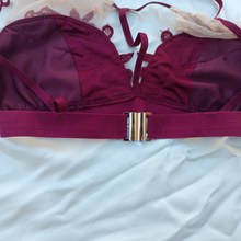 Load image into Gallery viewer, Flower Design Very Elegant Soft Bra & Underwear Set
