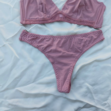 Load image into Gallery viewer, Very Soft & Smooth Non Padded Bra & Thongs Set ( SHEIN)