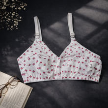 Load image into Gallery viewer, Pack of 3 Xoxo Digital Print Soft Cotton Bra's
