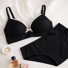 Load image into Gallery viewer, Bow Design Soft & Smooth Padded Bra & Panty Set