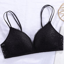 Load image into Gallery viewer, Double Stripped Laced Light Padded Daily Wear Bra