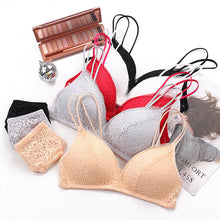 Load image into Gallery viewer, Double Stripped Laced Light Padded Daily Wear Bra