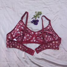 Load image into Gallery viewer, Different Printed Lawn Bra