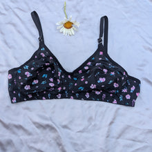 Load image into Gallery viewer, Different Printed Lawn Bra