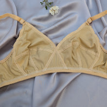 Load image into Gallery viewer, Lace Design Skin Basic Bra