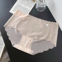 Load image into Gallery viewer, Seamless Paper Breathable Underwear