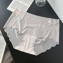 Load image into Gallery viewer, Seamless Paper Breathable Underwear