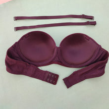 Load image into Gallery viewer, Pearls Padded Half Cup Wired Pushup Bra With Removeable Straps