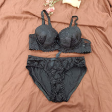 Load image into Gallery viewer, Shinny Bridal Wear Pushup Bra & Panty Set