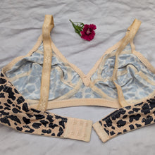 Load image into Gallery viewer, Cheetah Print Very Soft Non Padded Daily Wear Bra