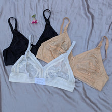 Load image into Gallery viewer, Very Soft & Smooth Traditional Chicken Bra