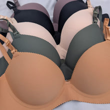 Load image into Gallery viewer, Double Padded Very Soft & Smooth Deep Cleavage Daily Wear Bra