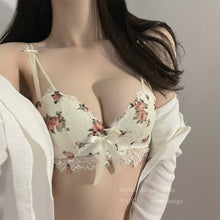 Load image into Gallery viewer, Flower Design Very Elegant Single Padded Bridal Bra