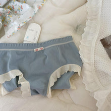 Load image into Gallery viewer, Pack of 6 Very Elegant Design Underwear