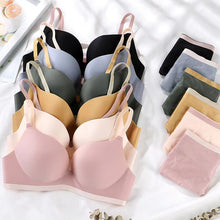 Load image into Gallery viewer, Linning Seamless Double Padded Soft Bra Set