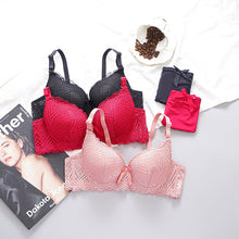 Load image into Gallery viewer, Deep Cup Laced Wired Single Padded Pushup Bra Set
