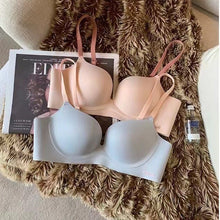 Load image into Gallery viewer, Very Soft Double Padded Seamless Cool  T-Shirt Bra
