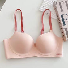 Load image into Gallery viewer, Very Soft Double Padded Seamless Cool  T-Shirt Bra
