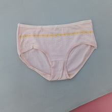 Load image into Gallery viewer, Mid Dotted Cotton  Underwear
