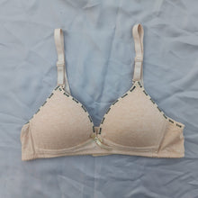 Load image into Gallery viewer, Love Written Single Padded Removeable Straps Bra
