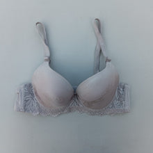 Load image into Gallery viewer, Laced Hand Shaped Padded Bra with Removeable Straps

