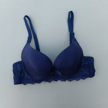 Load image into Gallery viewer, Laced Hand Shaped Padded Bra with Removeable Straps
