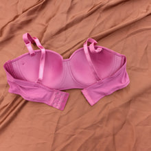 Load image into Gallery viewer, Soft &amp; Smooth Elastane Half Cup Bra
