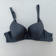 Load image into Gallery viewer, Xoxo Smooth Padded Wired Bra with Removeable Straps
