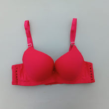 Load image into Gallery viewer, Xoxo Smooth Padded Wired Bra with Removeable Straps
