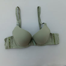 Load image into Gallery viewer, Xoxo Smooth Padded Wired Bra with Removeable Straps
