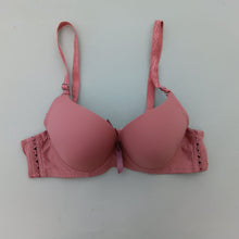 Load image into Gallery viewer, Xoxo Smooth Padded Wired Bra with Removeable Straps
