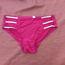 Load image into Gallery viewer, Leg Stripped Underwear
