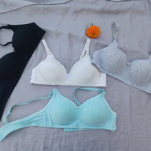 Load image into Gallery viewer, Xoxo Single &amp; Soft Padded Basic Bra
