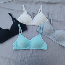 Load image into Gallery viewer, Xoxo Single &amp; Soft Padded Basic Bra

