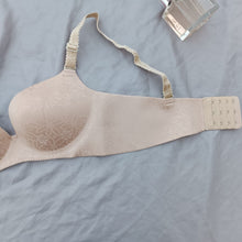 Load image into Gallery viewer, Flower Design  Foamy Soft &amp; Smooth Bra

