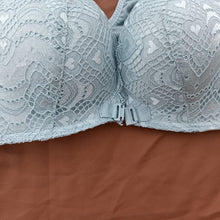 Load image into Gallery viewer, Front Open Net Laced Padded Bra
