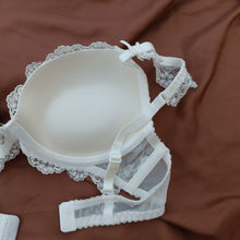Load image into Gallery viewer, Laced High Stripped Double Padded Pushup Bra Set
