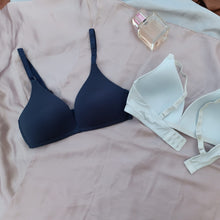 Load image into Gallery viewer, Xoxo 3/4 Very Light &amp; Comfortable Padded Bra
