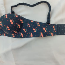Load image into Gallery viewer, Black Orange Foamy Flower Soft &amp; Smooth Padded Bra
