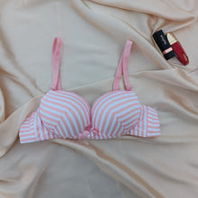 Load image into Gallery viewer, Xoxo Elegant Strips Style  Padded Bra With Removeable Straps
