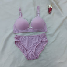 Load image into Gallery viewer, Soft Elastane Bow Single Padded Bra &amp; Panty Set With Removeable Straps
