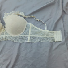 Load image into Gallery viewer, Wide Stripped Double Padded Wired  Laced Bra
