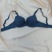 Load image into Gallery viewer, Xoxo Single Padded Soft Wired Pushup Bra With Removeable Straps
