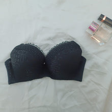 Load image into Gallery viewer, Lace Design Single Padded Wired Pushup With Removeable Straps
