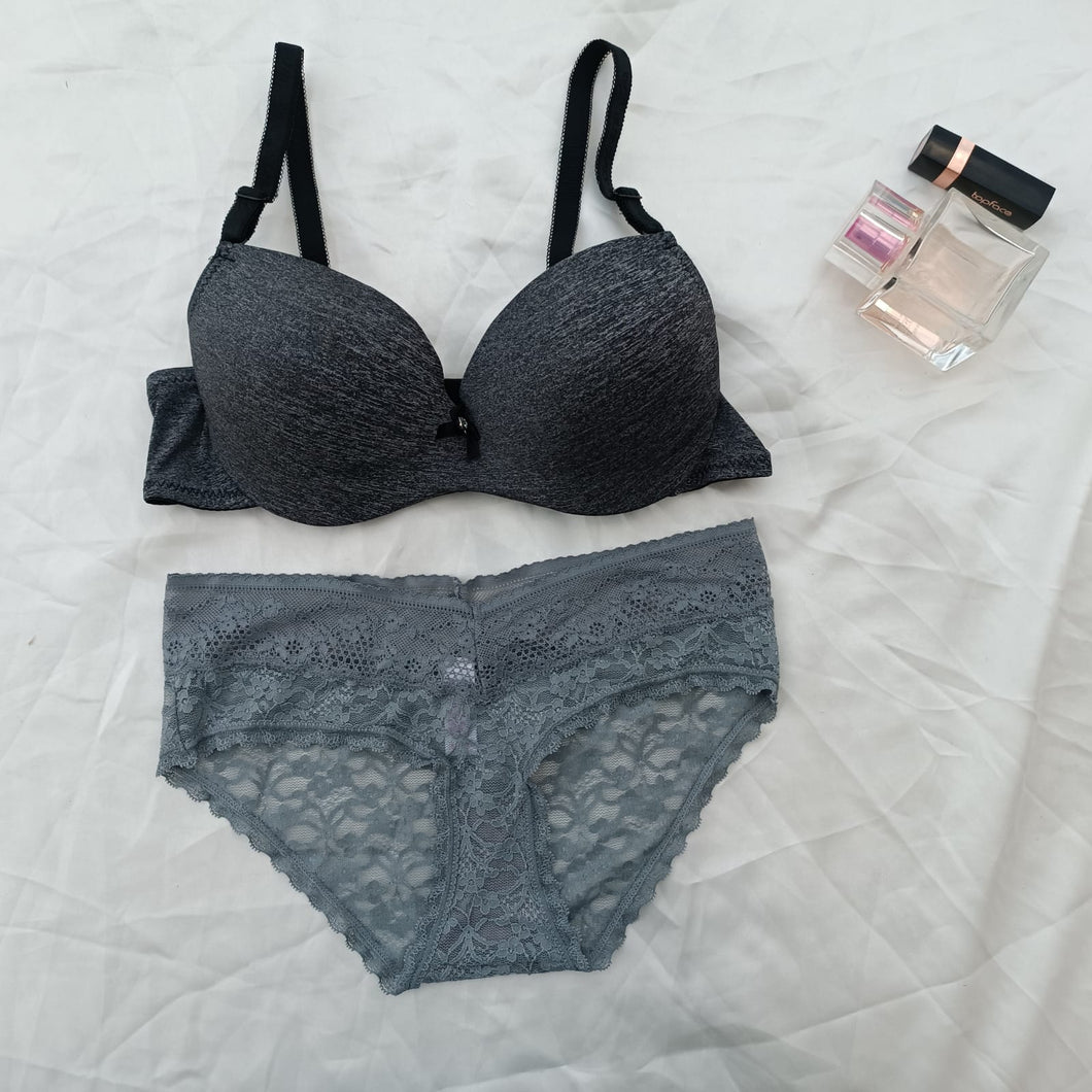 Wired Foamy Double Padded Thin Straps Pushup Bra With Changing Color Panty
