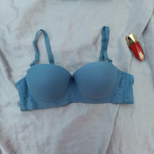 Load image into Gallery viewer, Elegant Single Padded Half Cup Wired Pushup Bra With Removeable Straps

