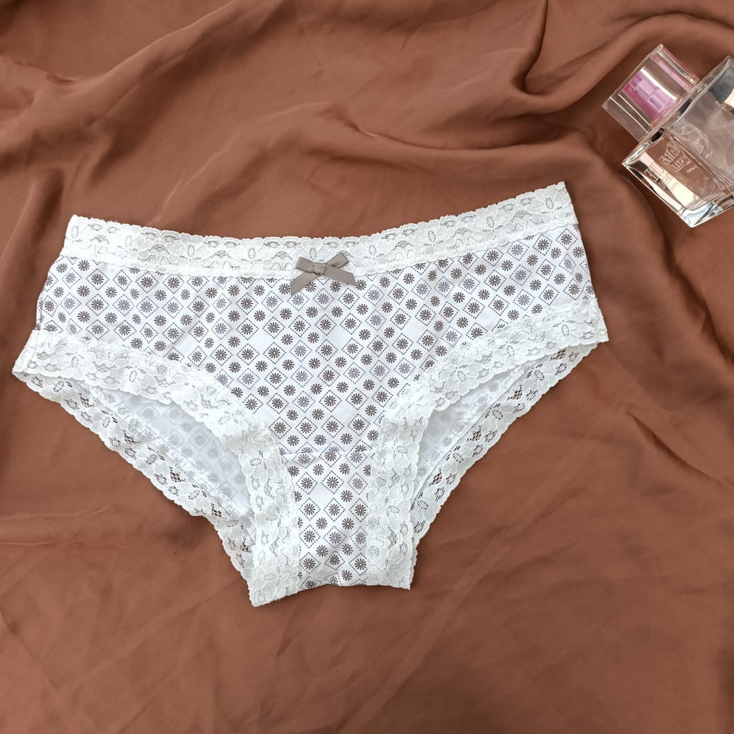 Soft & Smooth Elastane Flower Design Underwear