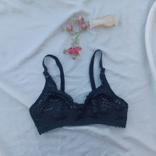 Load image into Gallery viewer, Soft Net Non Wired Daily Wear Bra
